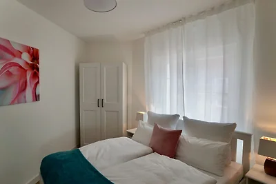 SO1 MEEResleuchten (EG links)