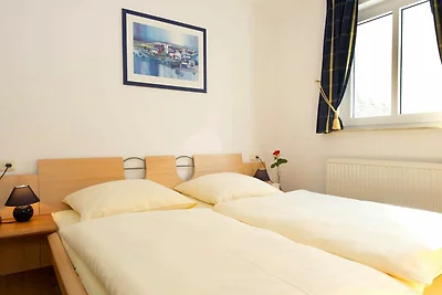 08 schöne 2-Raum-Ferienwohnung mit Balkon