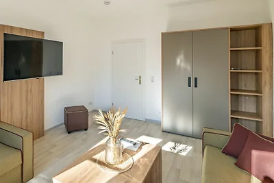 GSW Gästewohnungen Karl-Marx-Strasse 42, Whg ...