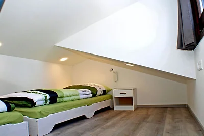 OFI-63 - Ferienhaus mit Blick in die Berner...