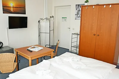 Budgetzimmer mit Dusche/WC auf dem Flur 21