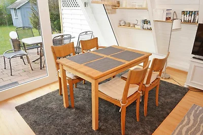 - mit grossem Grundstück