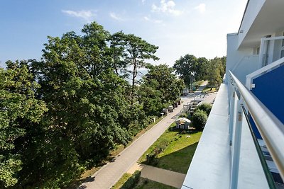 Zimmer mit Balkon Neubau