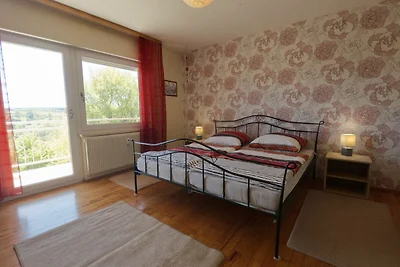 Cherryblossom Apartment