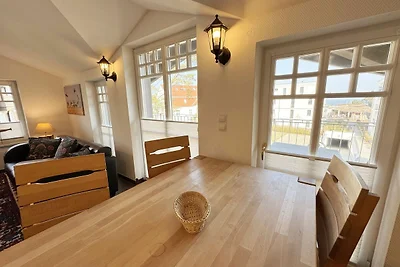 Wohnung 03 mit Kamin, Balkon & Meerblick