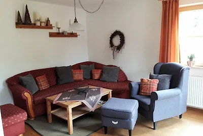 Modernisierte Doppelhaushälfte mit Garten und...