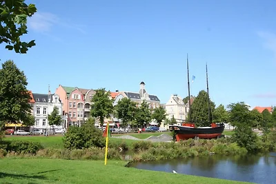 STR-02 - Geschmackvolle und helle Fewo für 4...