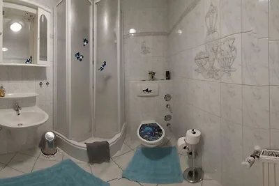 70 qm Souterrain Ferienwohnung mit 2...