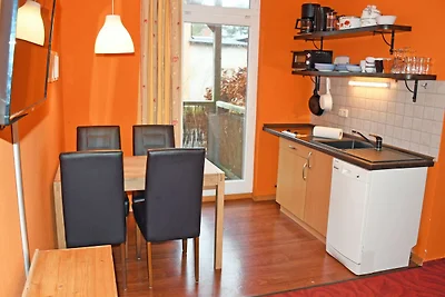 02 Ferienappartement mit Balkon