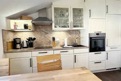 Wohnung 03 mit Kamin, Balkon & Meerblick