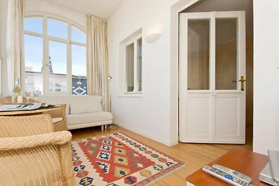 Villa Artemis, 10 Patras