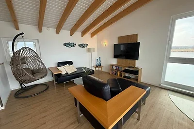 Floating-House Nr. 5 Freya mit Kamin und...