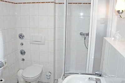 15 schöne 3-Raum-Fewo, Strandlage mit Balkon