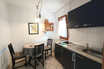 Appartement mit Terrasse 01