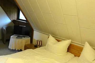 Doppelzimmer 15 m² (Gemeinschaftsbad)
