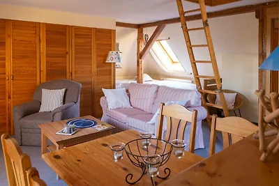 Ferienwohnung Dachgeschoss im Wohnhaus **