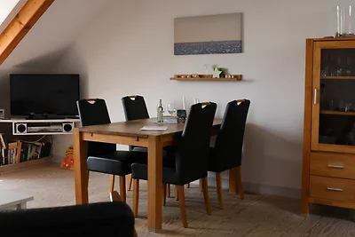 3-Zi-Fewo, bis 4 Pers., Balkon, Terrasse