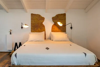 CASA MIRA