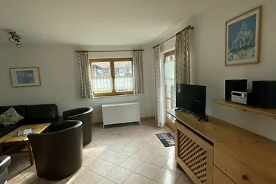 Geräumiges Ferienhaus mit Bergblick auf drei ...