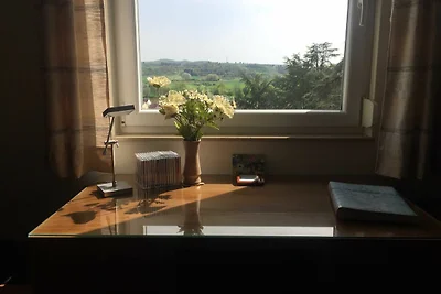 70 m ² zum Wohlfühlen mit Sauna & Fernsicht