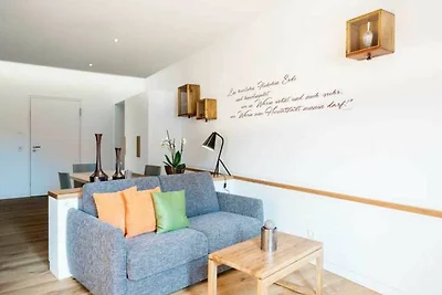 Suite Kolonialwaren Voss