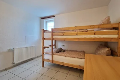 Storch: 45m², 2-Raum, 4 Pers.