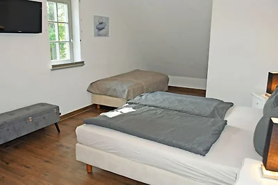 grosses Baaber Ferienhaushälfte mit Kamin und...