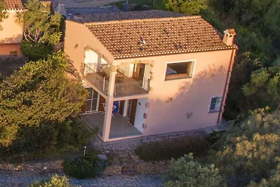 Komfortable Villa mit Pool und Meerblick - Nr...