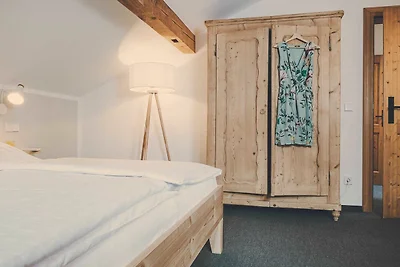 Vierzimmer-Apartment Platzhirsch