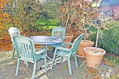 Gartenbungalow mit Terrasse (B)