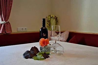 FeWo mit 1 Schlafzimmer, 1 WZ/SZ, Terrasse