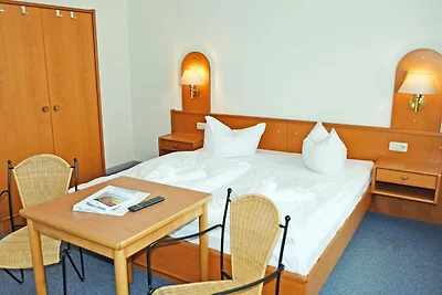 Budgetzimmer mit Dusche/WC auf dem Flur 21