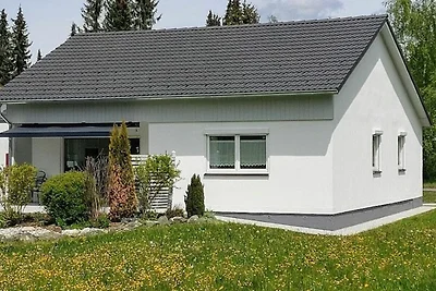 Gut ausgestattetes Ferienhaus für erholsame S...