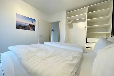 Gästehaus am Brook Whg 01 Haubentaucher mit...