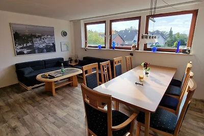 Ferienwohnung im 1. Obergeschoss für 2-8...
