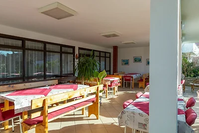 Tinka, Zimmer No 6