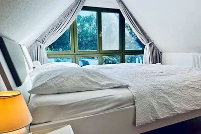 grosses Ferienhaus mit Kamin in ruhiger Natur...