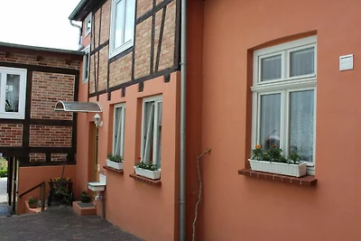 zentrale Ferienwohnung mit hauseigener...