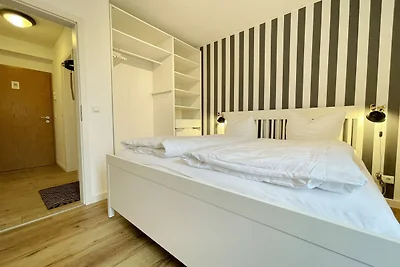 Gästehaus am Brook Whg 01 Haubentaucher mit...