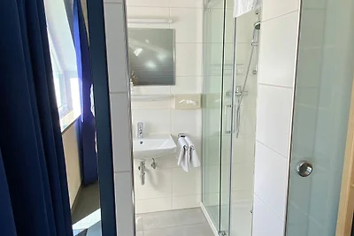 Doppelzimmer mit Balkon