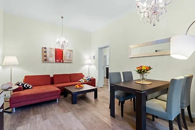 Schloss Hohen Niendorf bei Kühlungsborn, Kami...