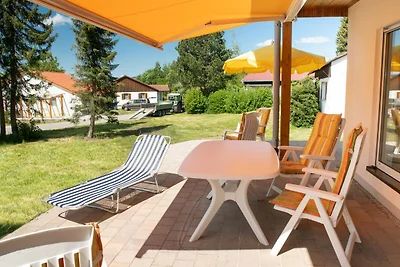 Modernisiertes Ferienhaus mit Sonnenterrasse...