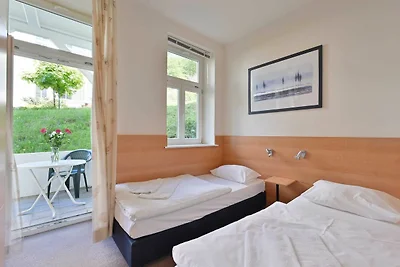 Ferienwohnung 02 strandnah Villa Celia Sellin