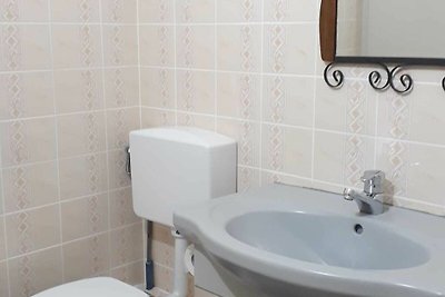 Sonnige Ferienwohnung 5 mit Südbalkon 2. OG
