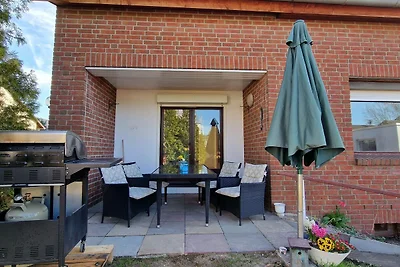 Ferienwohnung im Erdgeschoss mit Garten für 2...