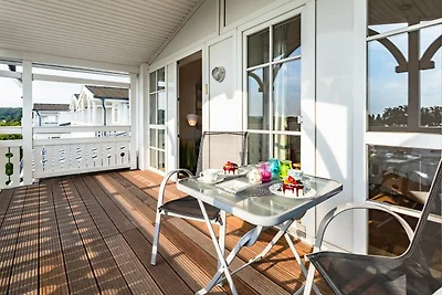 App. Vilm mit Balkon und Seeblick zentral...