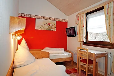 OFI-111 - Ferienhaus in Südlage mit Bergblick...