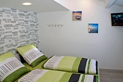 OFI-63 - Ferienhaus mit Blick in die Berner...