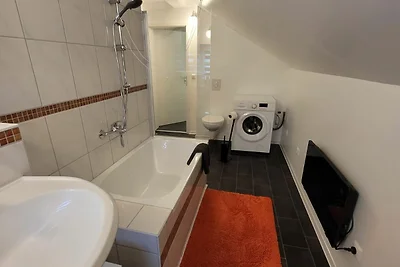 Appartement Ohne Kamin im Dachgeschoss