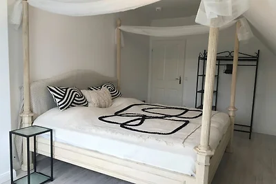 3-Raum FeWo, 85 m², Balkon